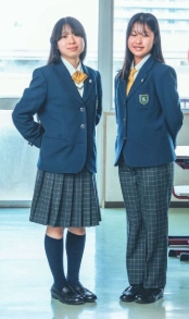 大阪薫英女学院中学校制服